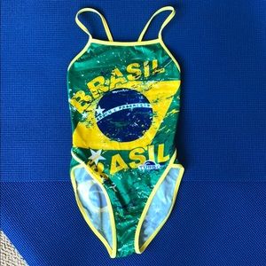 Girls swimsuit team Brazil Turbo M, new no tag